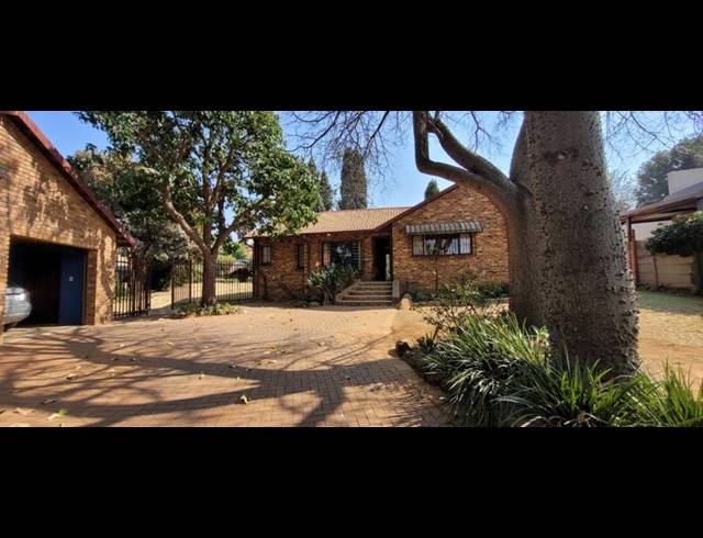 3 BEDROOM HOUSE FOR SALE IN MULBARTON